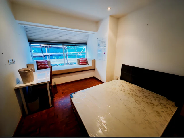 Pepys Hill Condo - GBG63415886936834112