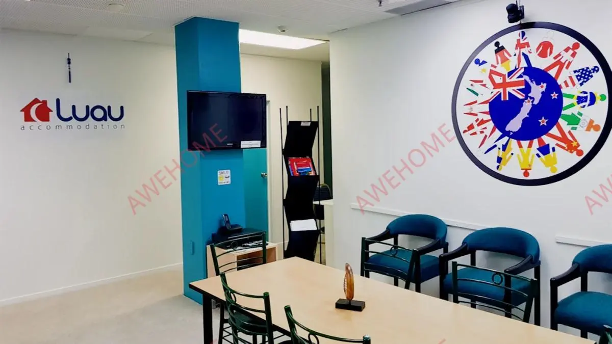 Luau 2B Albert64253282200194112