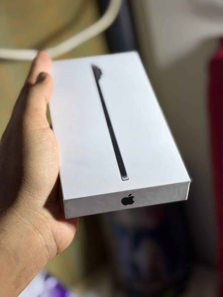 iPhone 17 Air64905894631042112