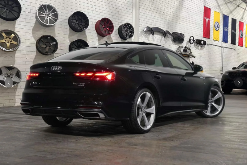 悉尼留学生买车｜2022年奥迪A5 S-line64683772360323111